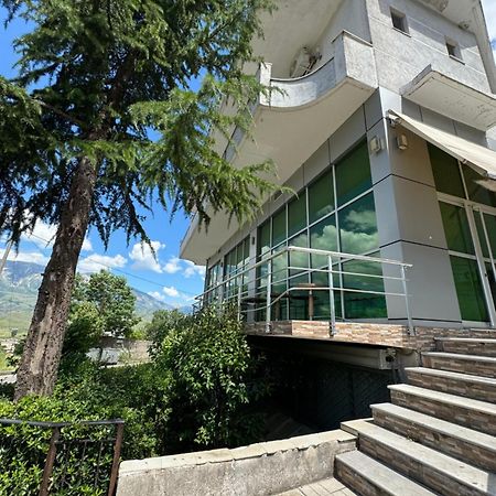 Peci Apartments Gjirokastër Buitenkant foto